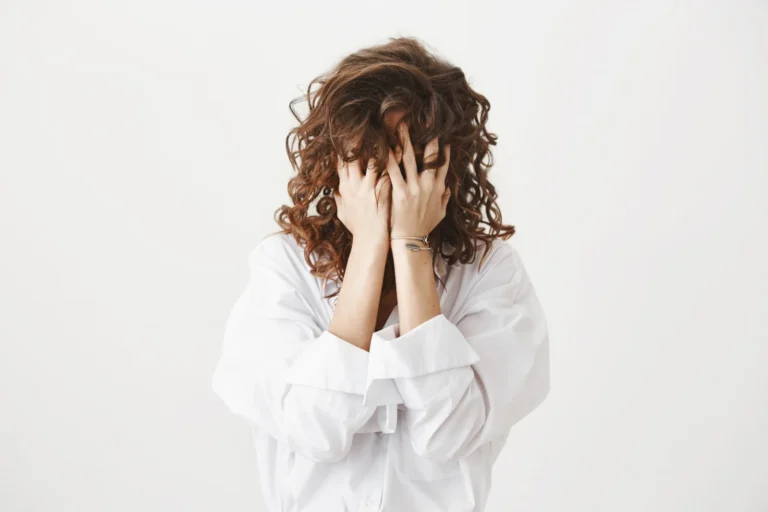 Transtorno Misto de Ansiedade e Depressão: o que é, sintomas e como diagnosticar